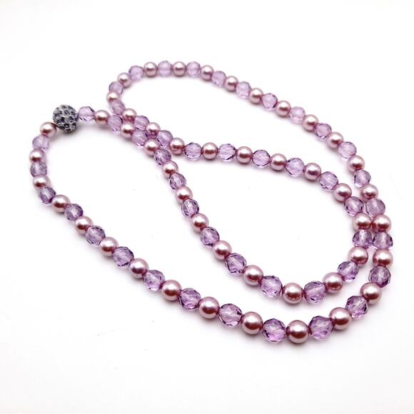 Vintage Joan Rivers Lavender Glass Pearls Crystal Beaded Necklace, Screw Clasp - Picture 3 of 10